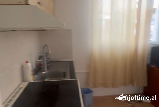 Shtepi me qera 1+1 ne Tirane - 400 Euro
