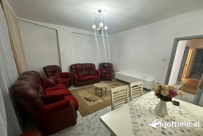 Shtepi me qera 2+1 ne Tirane - 600 Euro