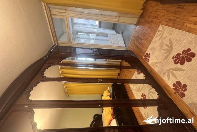 Shtepi me qera 1+1 ne Tirane - 800 Euro