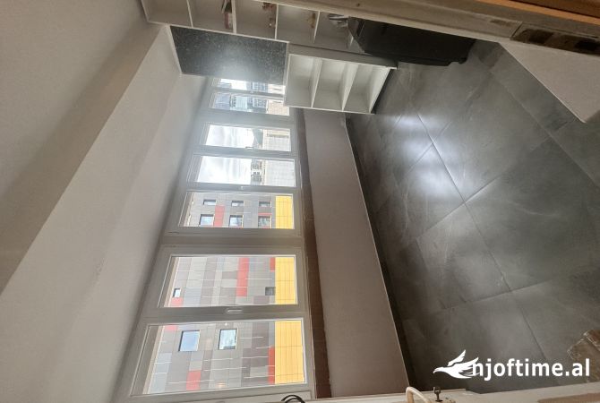 Shtepi me qera Apartament ne Tirane, 1+1, Mobilimi E mobiluar, Pagesa 800  Euro.