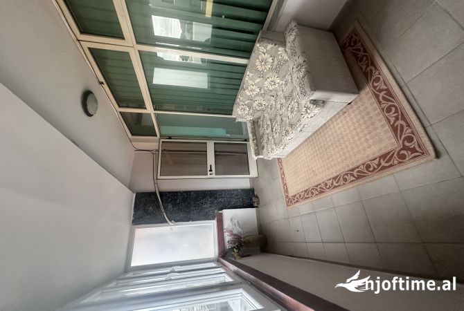 Shtepi me qera 1+1 ne Tirane - 800 Euro