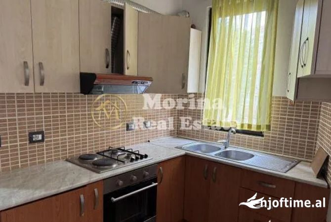 Shtepi me qera 2+1 ne Tirane - 400 Euro
