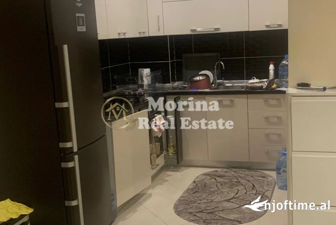Shtepi me qera Apartament ne Tirane, 1+1, Mobilimi E mobiluar, Pagesa 400  Euro.