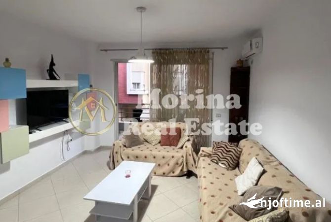 Shtepi me qera 2+1 ne Tirane - 550 Euro