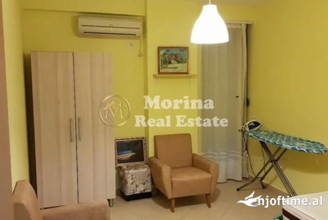 Shtepi me qera 2+1 ne Tirane - 670 Euro
