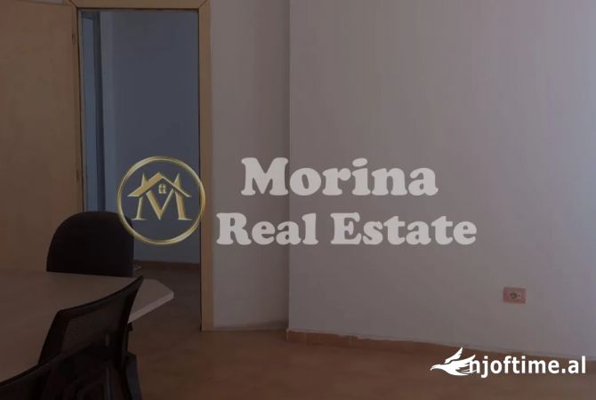 Ambient biznesi me qera 3+1 ne Tirane - 360 Euro
