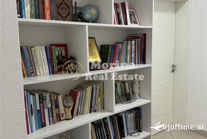 Shtepi me qera 2+1 ne Tirane - 650 Euro