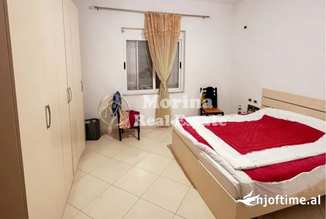 Shtepi me qera 3+1 ne Tirane - 380 Euro