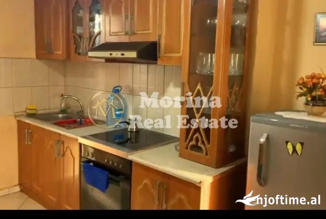 Shtepi me qera Apartament ne Tirane, 2+1, Mobilimi E mobiluar, Pagesa 500  Euro.
