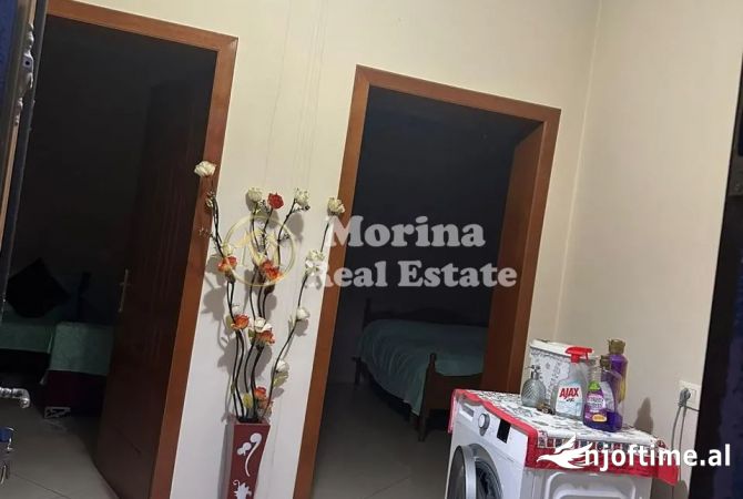 Shtepi me qera Shtepi Private ne Tirane, 1+1, Mobilimi E mobiluar, Pagesa 450  Euro.