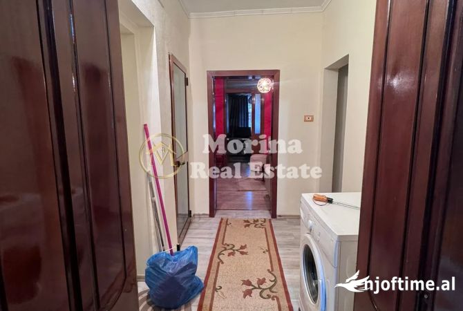Shtepi me qera Apartament ne Tirane, 2+1, Mobilimi E mobiluar, Pagesa 400  Euro.
