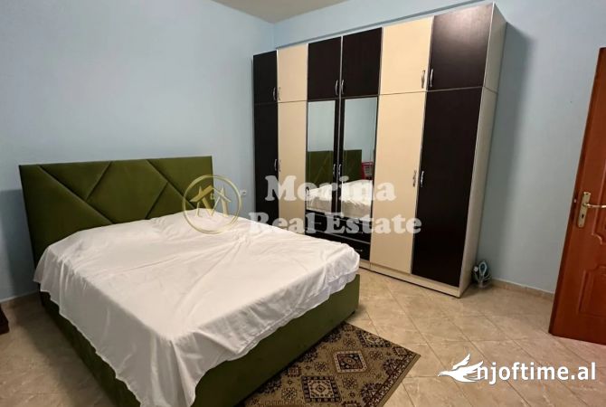 Shtepi me qera Shtepi Private ne Tirane, 2+1, Mobilimi E mobiluar, Pagesa 450  Euro.