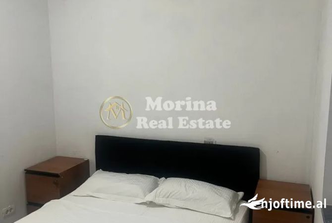 Shtepi me qera Apartament ne Tirane, 3+1, Mobilimi E mobiluar, Pagesa 800  Euro.