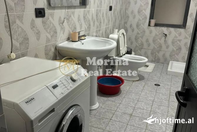 Shtepi me qera Shtepi Private ne Tirane, 2+1, Mobilimi E mobiluar, Pagesa 350  Euro.