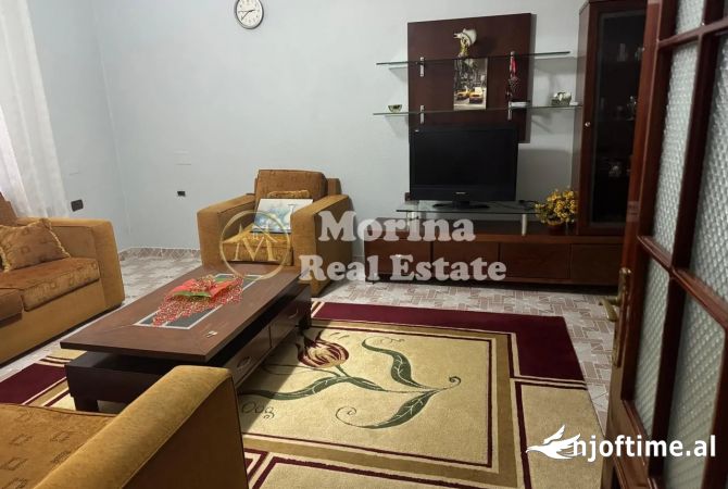 Shtepi me qera Shtepi Private ne Tirane, 2+1, Mobilimi E mobiluar, Pagesa 350  Euro.