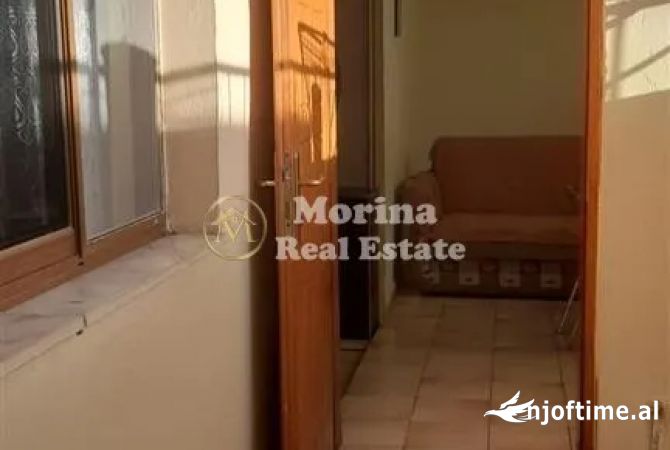 Shtepi me qera Shtepi Private ne Tirane, 1+1, Mobilimi E mobiluar, Pagesa 350  Euro.