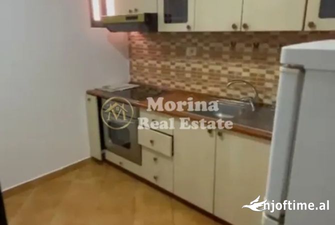 Shtepi me qera Shtepi Private ne Tirane, 1+1, Mobilimi E mobiluar, Pagesa 350  Euro.