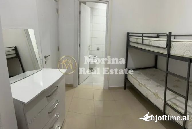 Shtepi me qera Garsoniere ne Tirane - 300 Euro