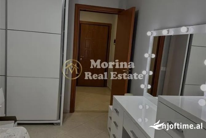 Shtepi me qera Apartament ne Tirane, 2+1, Mobilimi E mobiluar, Pagesa 700  Euro.