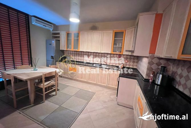 Shtepi me qera Apartament ne Tirane, 3+1, Mobilimi E mobiluar, Pagesa 1,100  Euro.