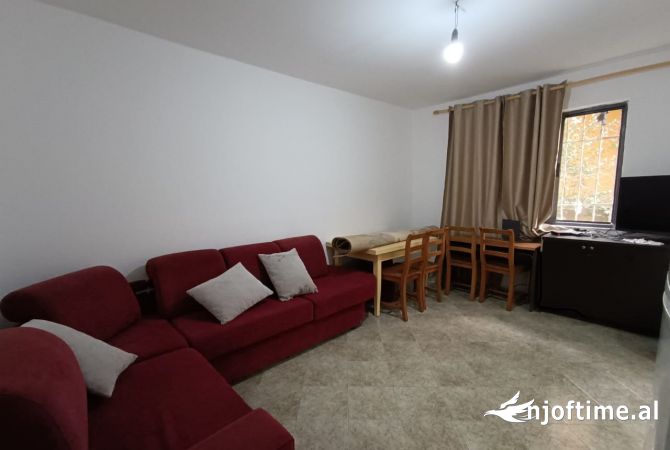 Shtepi me qera 1+1 ne Tirane - 350 Euro