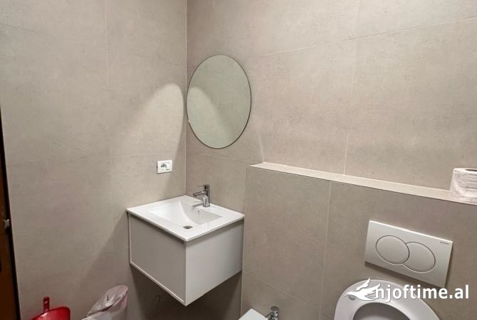 Shtepi me qera 1+1 ne Tirane - 450 Euro