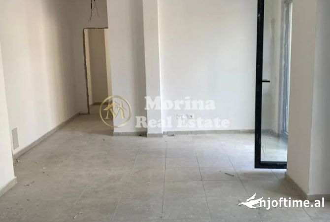 Shtepi me qera 3+1 ne Tirane - 800 Euro