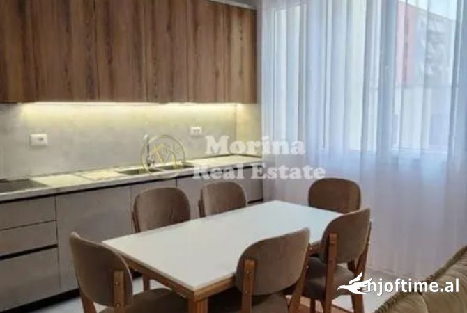 Shtepi me qera Apartament ne Tirane, 2+1, Mobilimi E mobiluar, Pagesa 700  Euro.