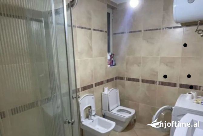 Shtepi me qera Apartament ne Tirane, 1+1, Mobilimi E mobiluar, Pagesa 600  Euro.