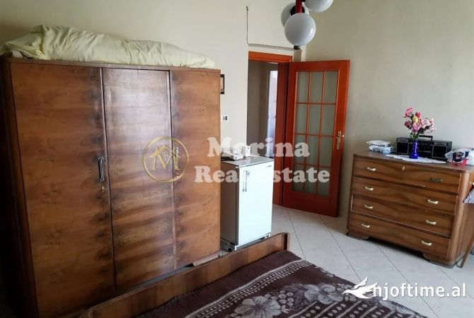 Shtepi me qera Apartament ne Tirane, 1+1, Mobilimi E mobiluar, Pagesa 400  Euro.