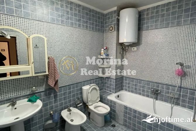 Shtepi me qera Apartament ne Tirane, 2+1, Mobilimi E mobiluar, Pagesa 700  Euro.