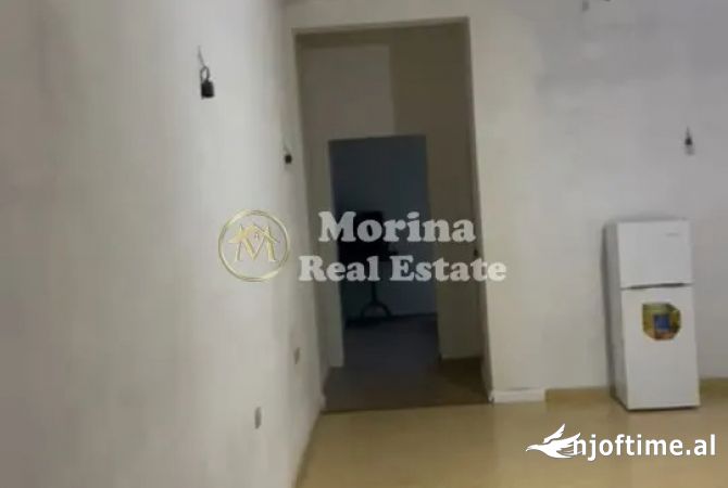 Ambient biznesi me qera 3+1 ne Tirane - 350 Euro