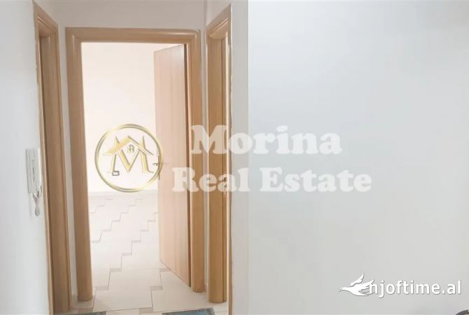Shtepi me qera 3+1 ne Tirane - 1,300 Euro