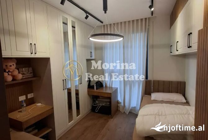 Shtepi me qera 2+1 ne Tirane - 1,000 Euro