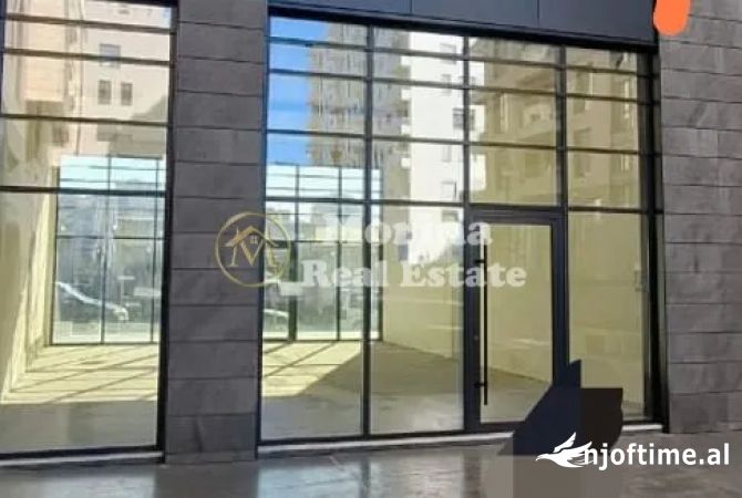 Ambient biznesi me qera 3+1 ne Tirane - 1,200 Euro