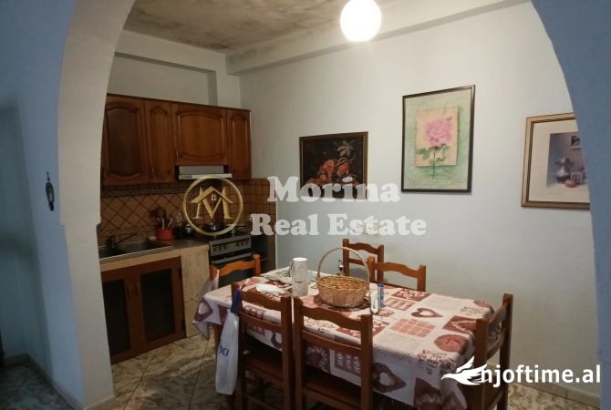 Shtepi me qera Apartament ne Tirane, 2+1, Mobilimi E mobiluar, Pagesa 600  Euro.