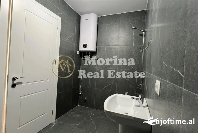 Ambient biznesi me qera 3+1 ne Tirane - 1,500 Euro