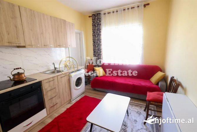 Shtepi me qera 1+1 ne Tirane - 300 Euro