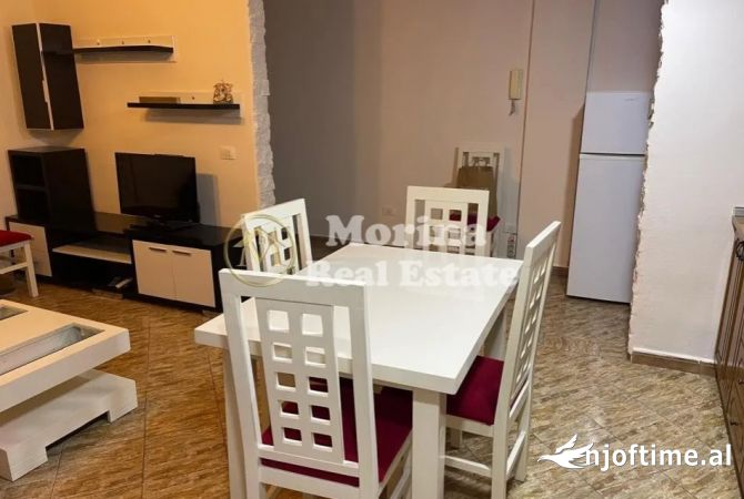 Shtepi me qera 2+1 ne Tirane - 570 Euro
