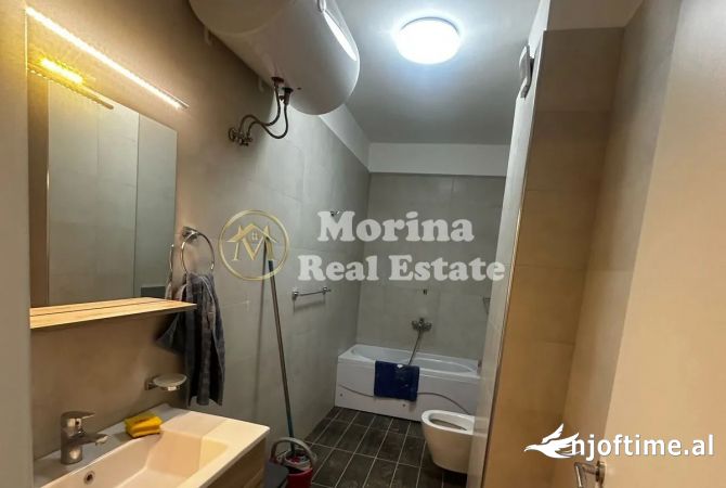 Ambient biznesi me qera 3+1 ne Tirane - 1,000 Euro