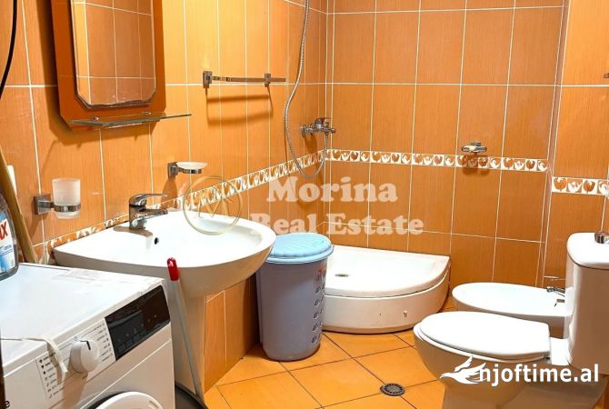 Shtepi me qera 2+1 ne Tirane - 470 Euro