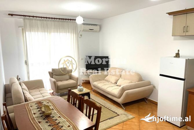 Shtepi me qera Apartament ne Tirane, 2+1, Mobilimi E mobiluar, Pagesa 470  Euro.