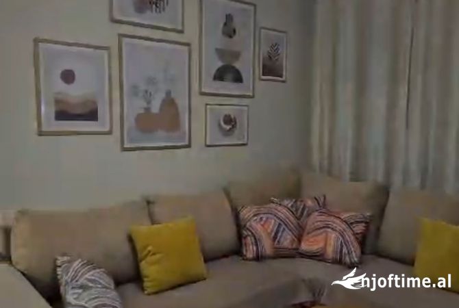 Shtepi me qera Apartament ne Tirane, 1+1, Mobilimi E mobiluar, Pagesa 500  Euro.