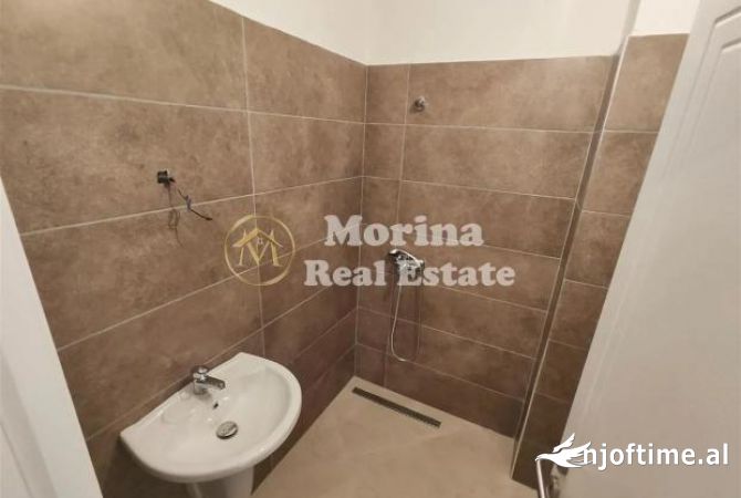 Shtepi me qera Apartament ne Tirane, 2+1, Mobilimi E mobiluar, Pagesa 550  Euro.