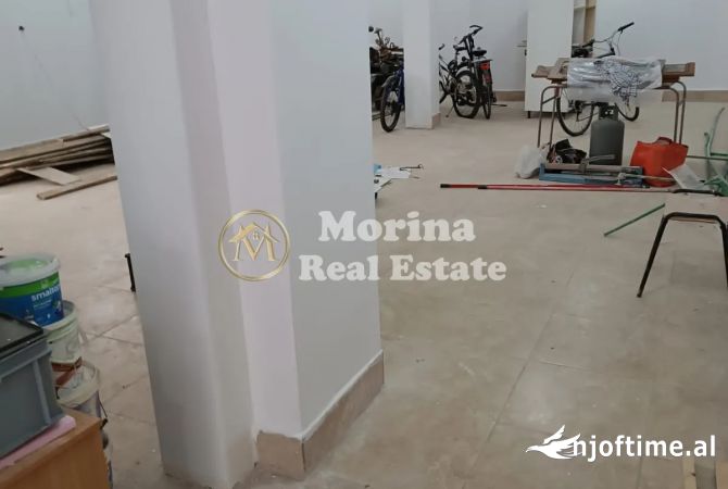 Ambient biznesi me qera 4+1 ne Tirane - 1,200 Euro