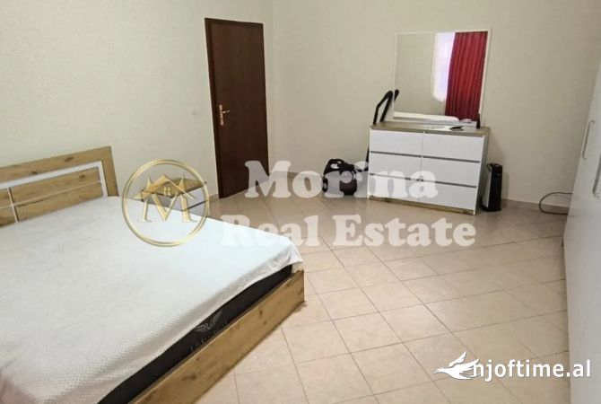 Shtepi me qera Apartament ne Tirane, 1+1, Mobilimi E mobiluar, Pagesa 700  Euro.