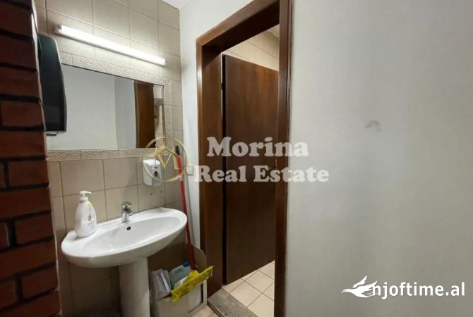 Ambient biznesi me qera 3+1 ne Tirane - 800 Euro