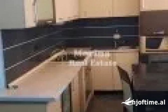 Shtepi me qera 2+1 ne Tirane - 450 Euro