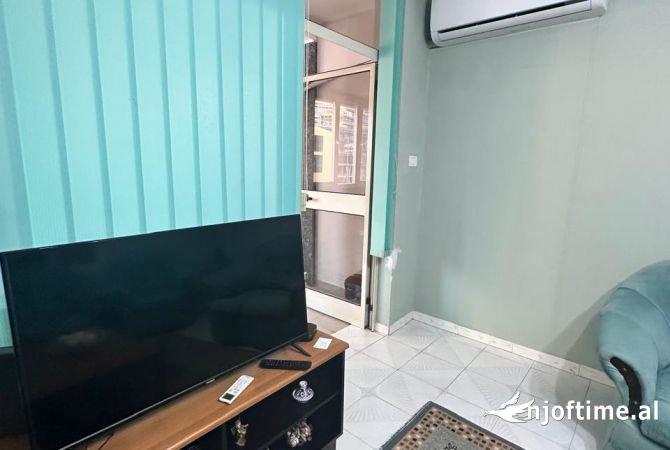 Shtepi me qera Apartament ne Tirane, 1+1, Mobilimi E mobiluar, Pagesa 600  Euro.