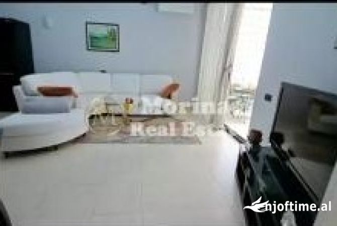 Shtepi me qera 2+1 ne Tirane - 700 Euro